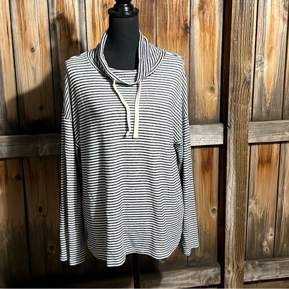 Lucky Brand Los Angeles top pull over striped black white Large FIRM on PRICE - Picture 1 of 9